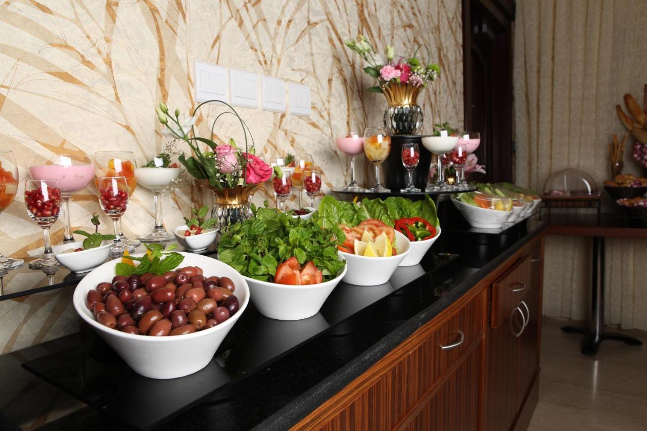 Sun Park Hotel Suites Jeddah Bagian luar foto